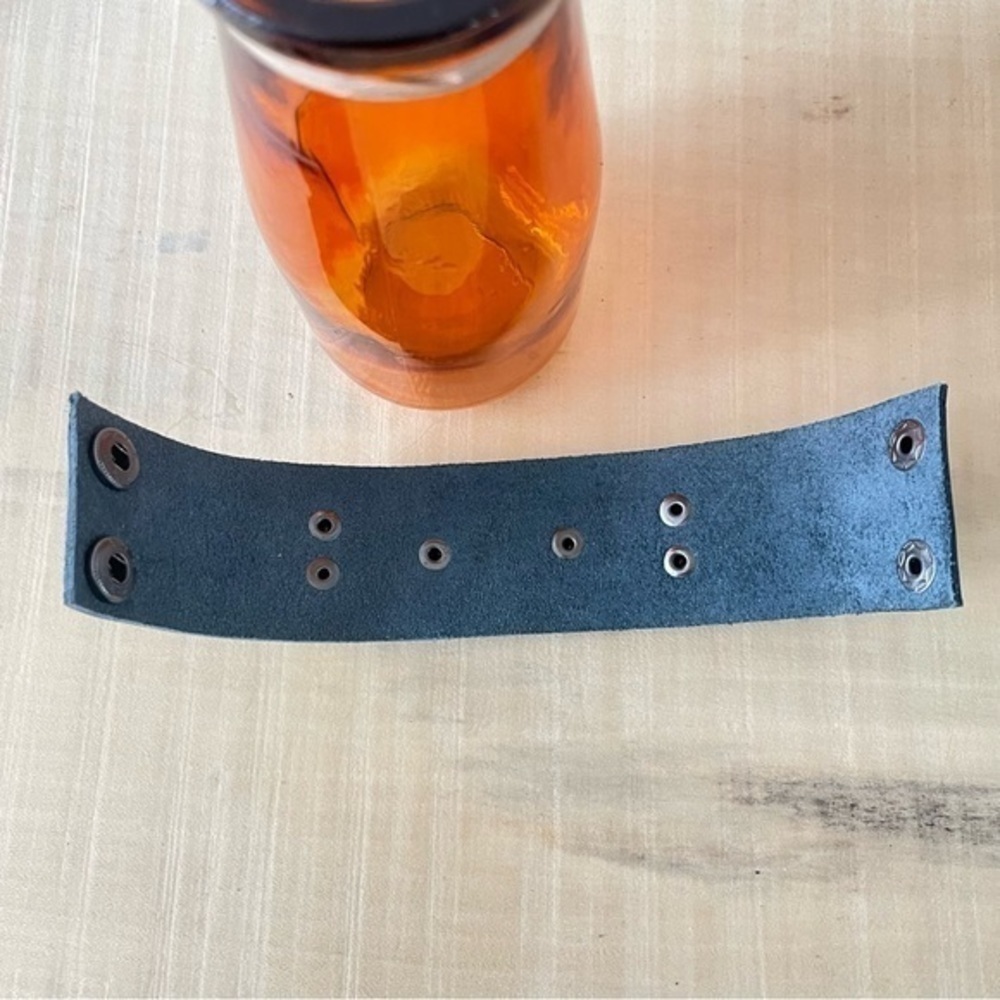$49 SALE Handmade Leather Cuff Bracelet 7” Dark Blue White Gunmetal Men Women - Picture 4 of 8